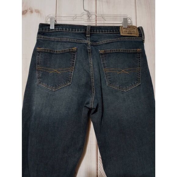Levi's Jeans Men's 33 30 Athletic Fit - Picture 4 of 8